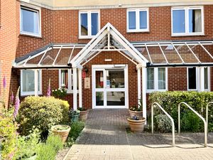 Front Entrance- click for photo gallery